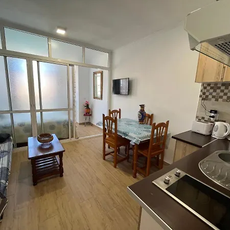 Апартаменты Vis3 - Estudio Con Wifi, Centro A 200 Metros, Playa A 850 Metros